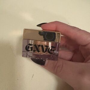 GXVE beauty loose glitter topper shadow
